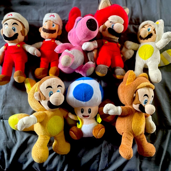 Lot of 8 super Mario Bros plush good condition rare Mario’s and Birdo 6”. - 8” - Picture 1 of 3